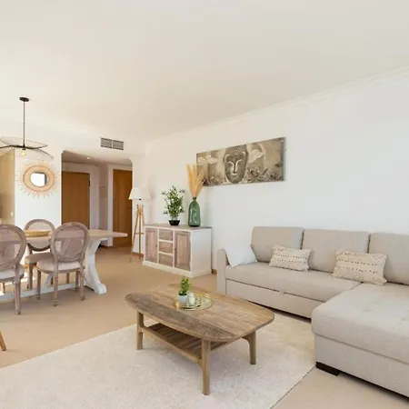 Snazzy Varandas Do Castelo One-bedroom Sleeps 2 Person Appartement