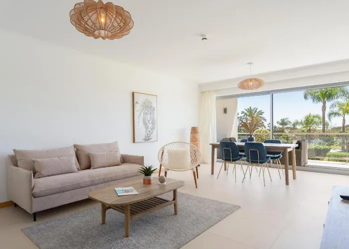 Apartamento Snazzy Varandas Do Castelo One-bedroom Sleeps 2 Person Albufeira