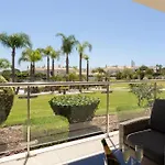 Daire Snazzy Varandas Do Castelo One-bedroom Sleeps 2 Person *